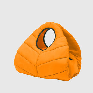 Exclusive THE HOLISIK puffer bag
Bold orange puffer bag
Amara puffer bag for travel
Orange puffer bag with slide pockets
Bright orange puffer bag for women