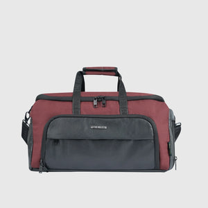 Organized duffle bag with multiple pockets
duffle bag for travel