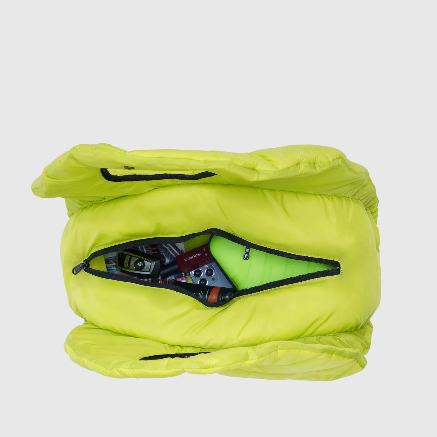 Amara Puffer Bag Neon
Neon puffer bag
Neon color puffer bag
Amara neon bag
Bright neon puffer bag
Stylish neon puffer bag
Neon puffer bag for gym
Trendy neon puffer bag
Neon puffer bag with pockets
Amara neon bag review