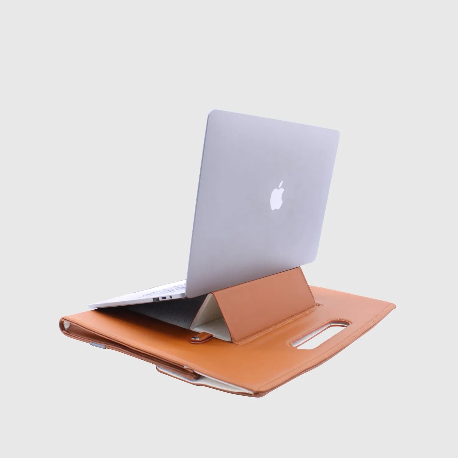 daily objects laptop sleeve
daily macbook laptop sleeve