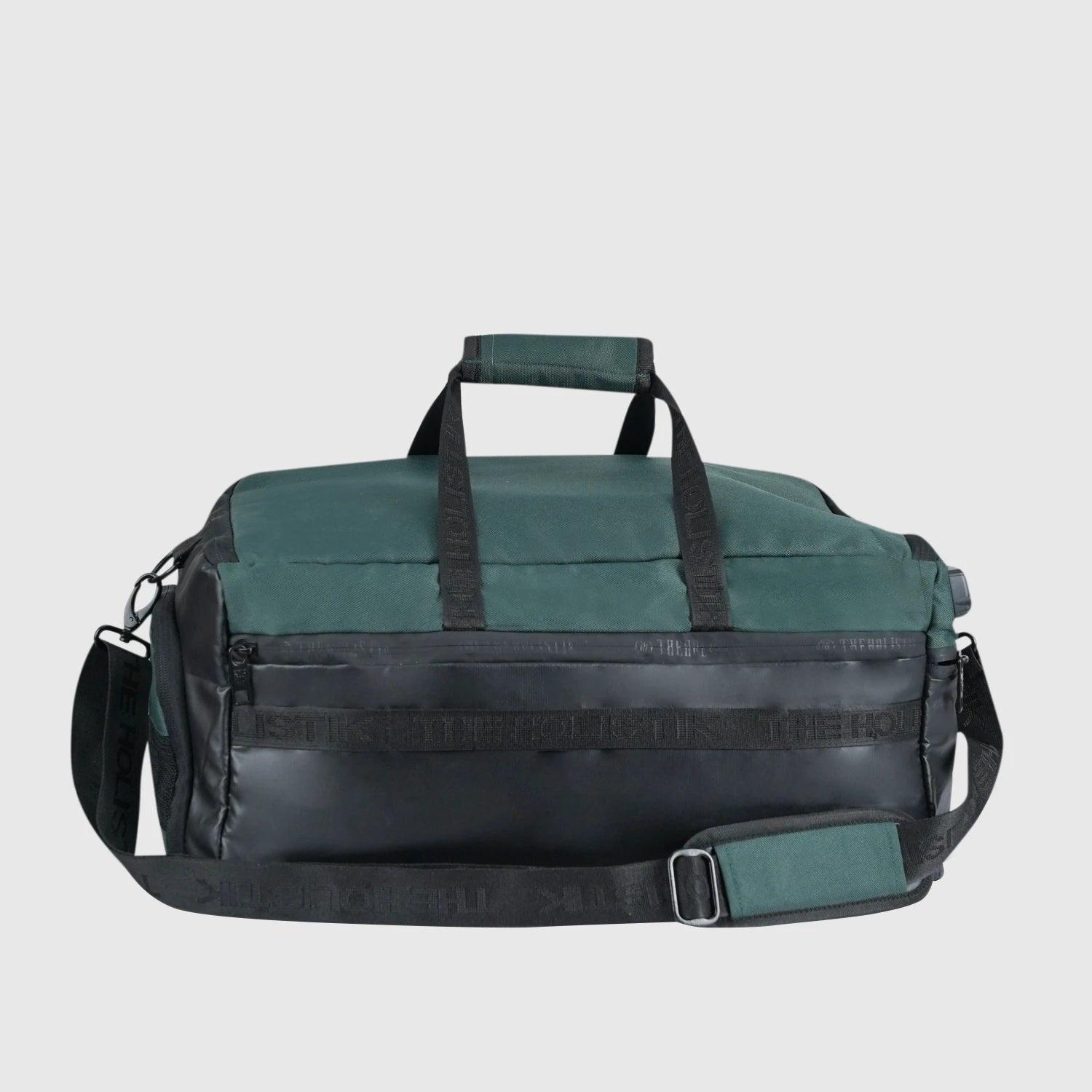 High-capacity travel duffle bag with shoe compartment